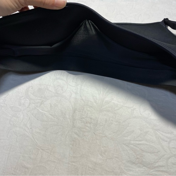 Soma Enbliss Wireless Bra Black 32D Excellent Condition Lace Back Straps - Picture 6 of 10